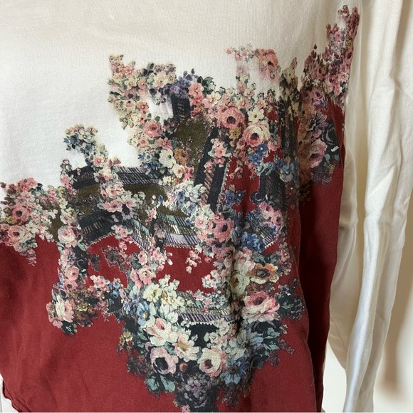 All Saints Women’s White Red Floral Crewneck Sweatshirt size Medium - Picture 2 of 8